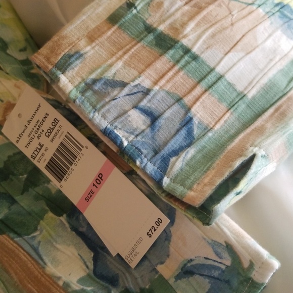 Alfred Dunner Multicolor Floral Jacket, size 10P - Picture 8 of 8